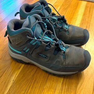Keen Kids’ Waterproof Hiking Boots Size 2